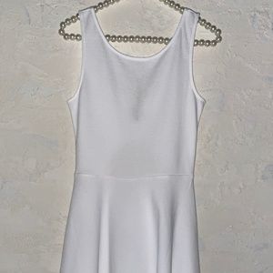 H&M Divided White Sleeveless Mini Dress Cutout Back Size 6